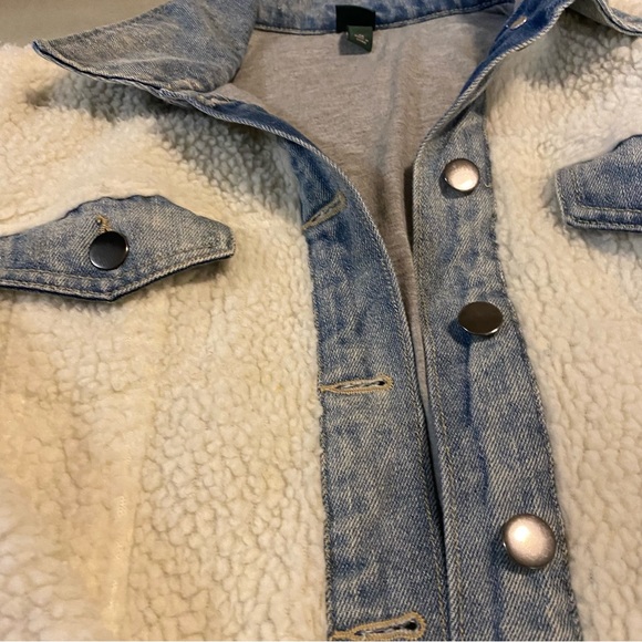 Size XS Denim/Fur Jacket - Picture 3 of 6